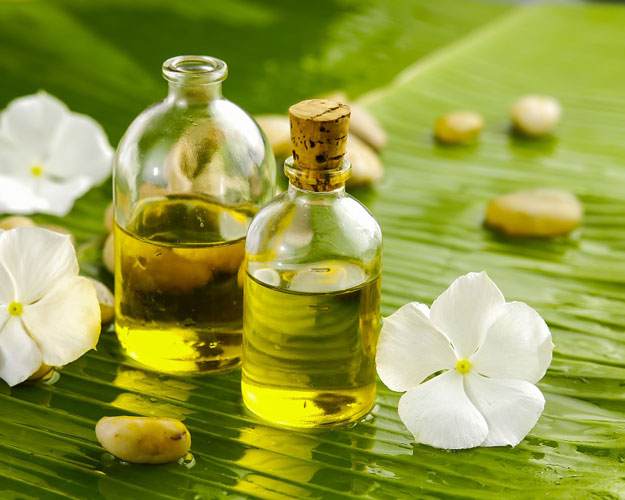 Uleiuri esentiale pentru industriile alimentara si cosmetica